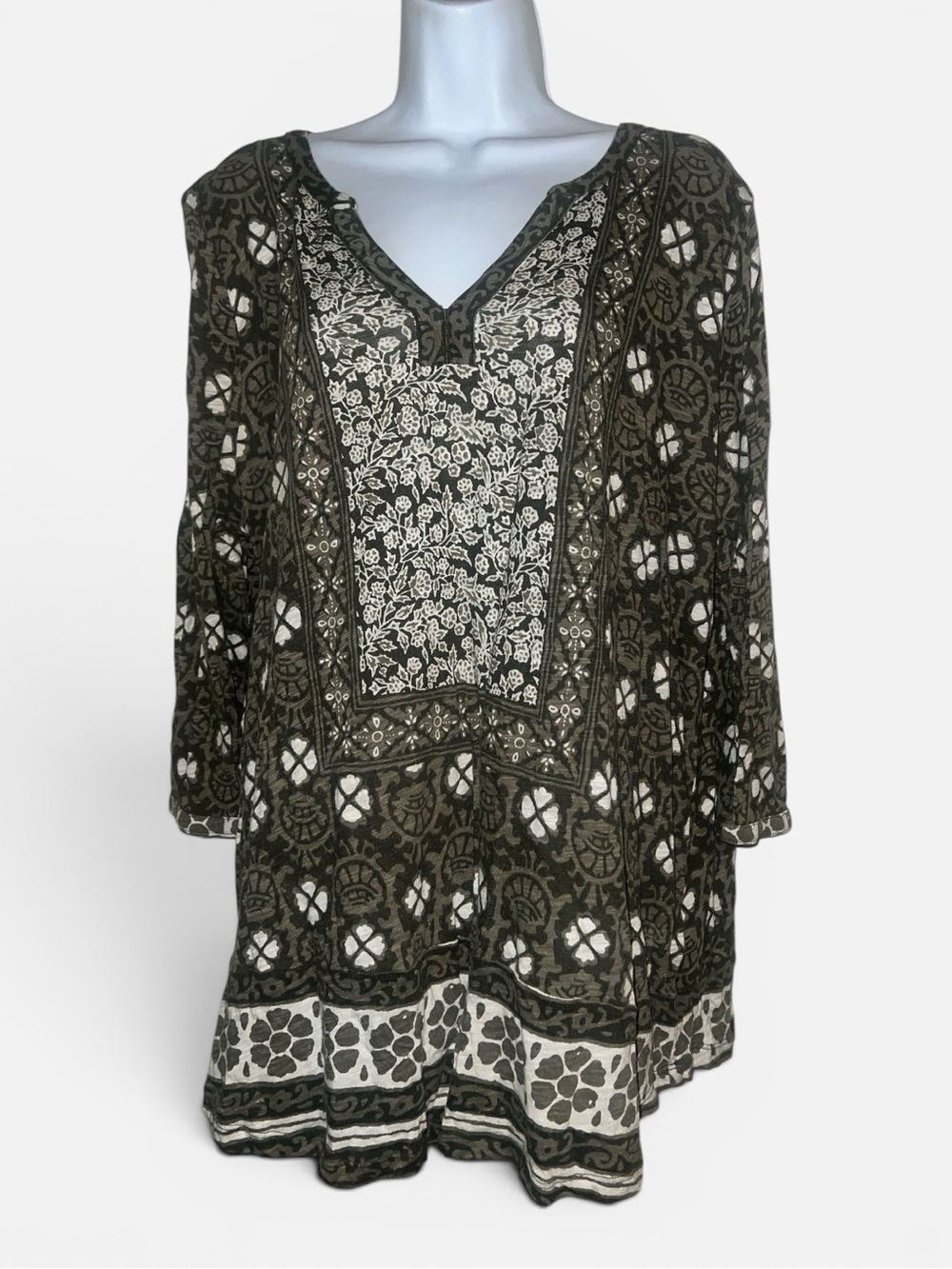 Lucky Brand Olive and Ivory Printed V-Neck Tunic 1X